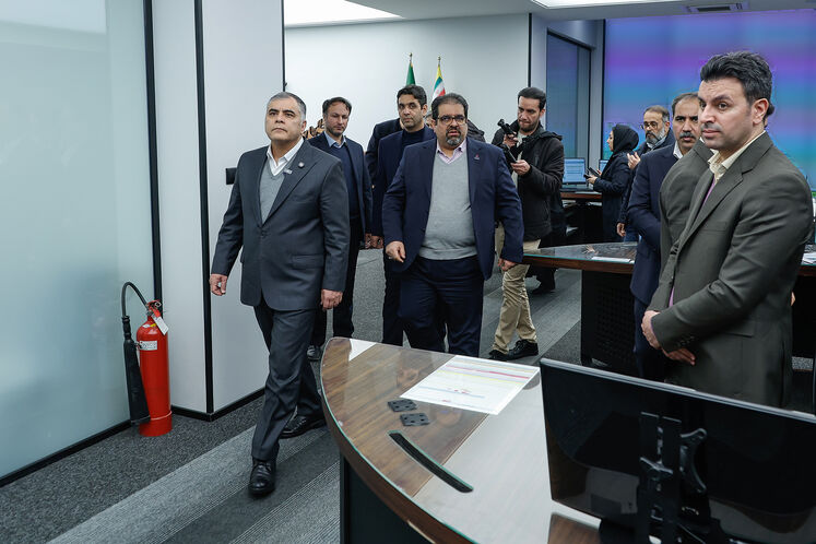 بازدید وزیر نفت از مدیریت دیسپچینگ شرکت ملی گاز