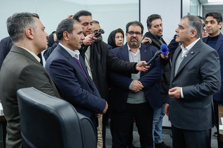 بازدید وزیر نفت از مدیریت دیسپچینگ شرکت ملی گاز