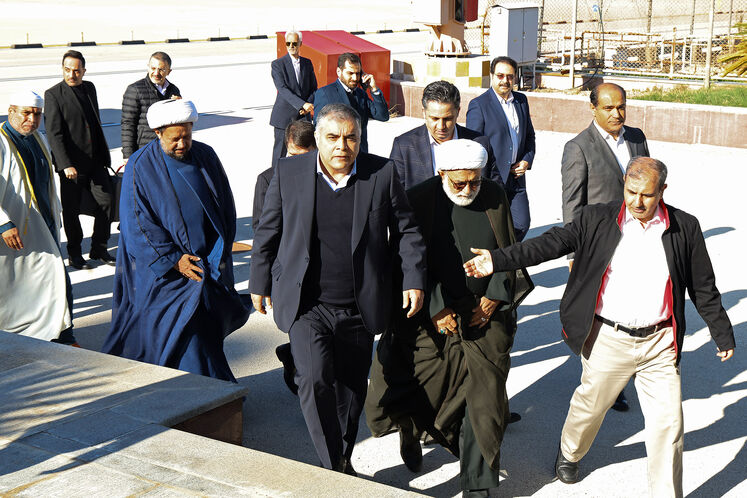 سفر محسن پاک‌نژاد، وزیر نفت به عسلویه