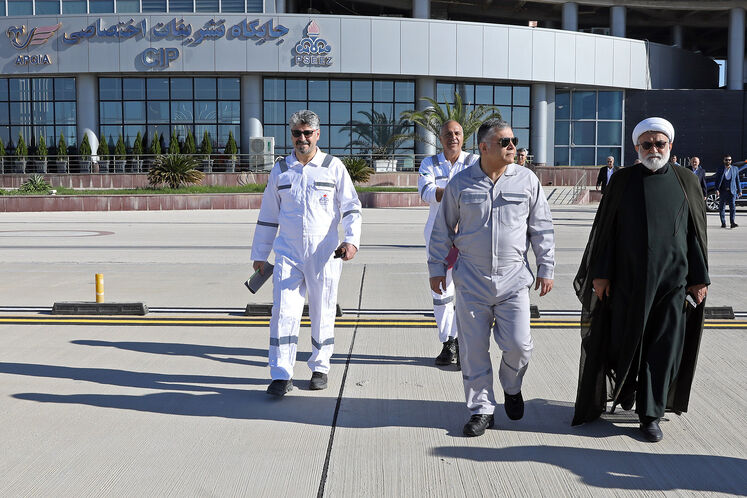 سفر محسن پاک‌نژاد، وزیر نفت به عسلویه