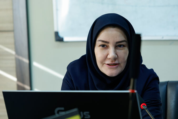 صدیقه خزائی، معاون توسعه مدیریت و سرمایه انسانی وزارت نفت