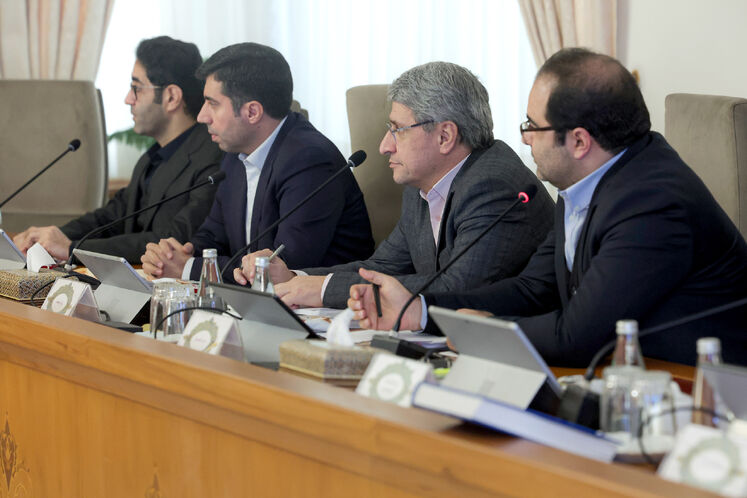 نشست نظارت بر پیشبرد طرح‌های افزایش تولید انرژی