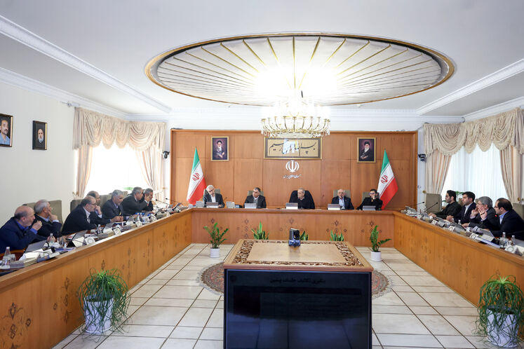 نشست نظارت بر پیشبرد طرح‌های افزایش تولید انرژی