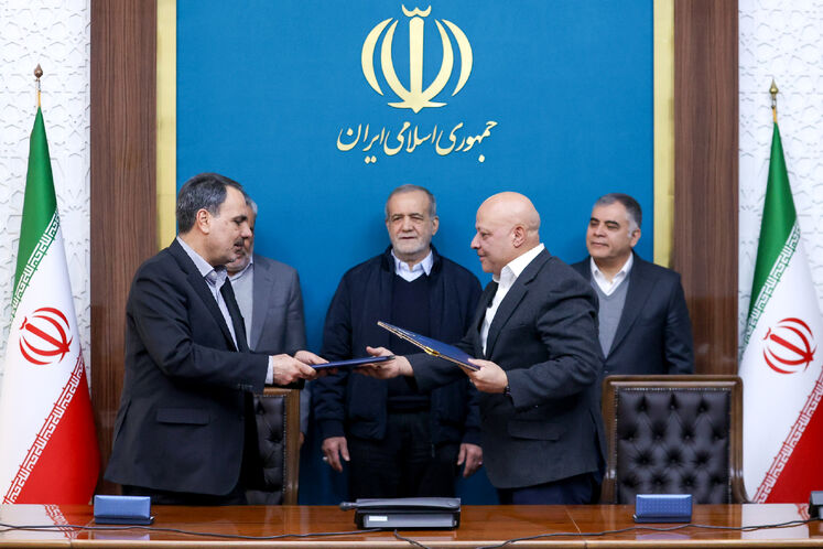 آیین امضای قراردادهای سرمایه‌گذاری شرکت ملی نفت ایران