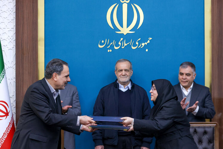 آیین امضای قراردادهای سرمایه‌گذاری شرکت ملی نفت ایران