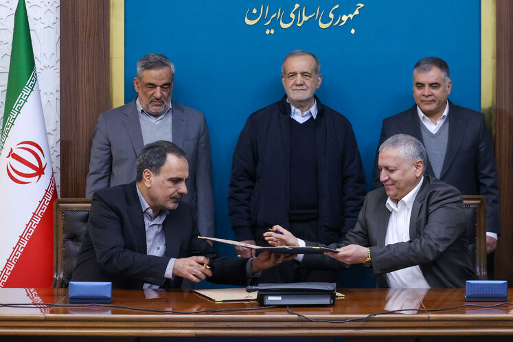 آیین امضای قراردادهای سرمایه‌گذاری شرکت ملی نفت ایران