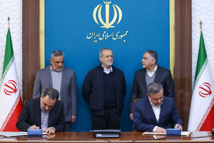 آیین امضای قراردادهای سرمایه‌گذاری شرکت ملی نفت ایران