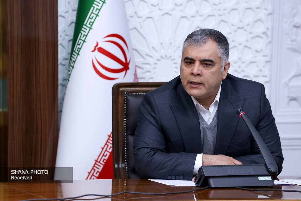 Inking contract worth $1b on guaranteed purchase of drilling services