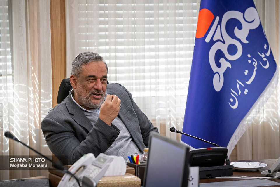 پروژه‌های مهم نفتی به شیوه‌های نوین اطلاع‌رسانی شود