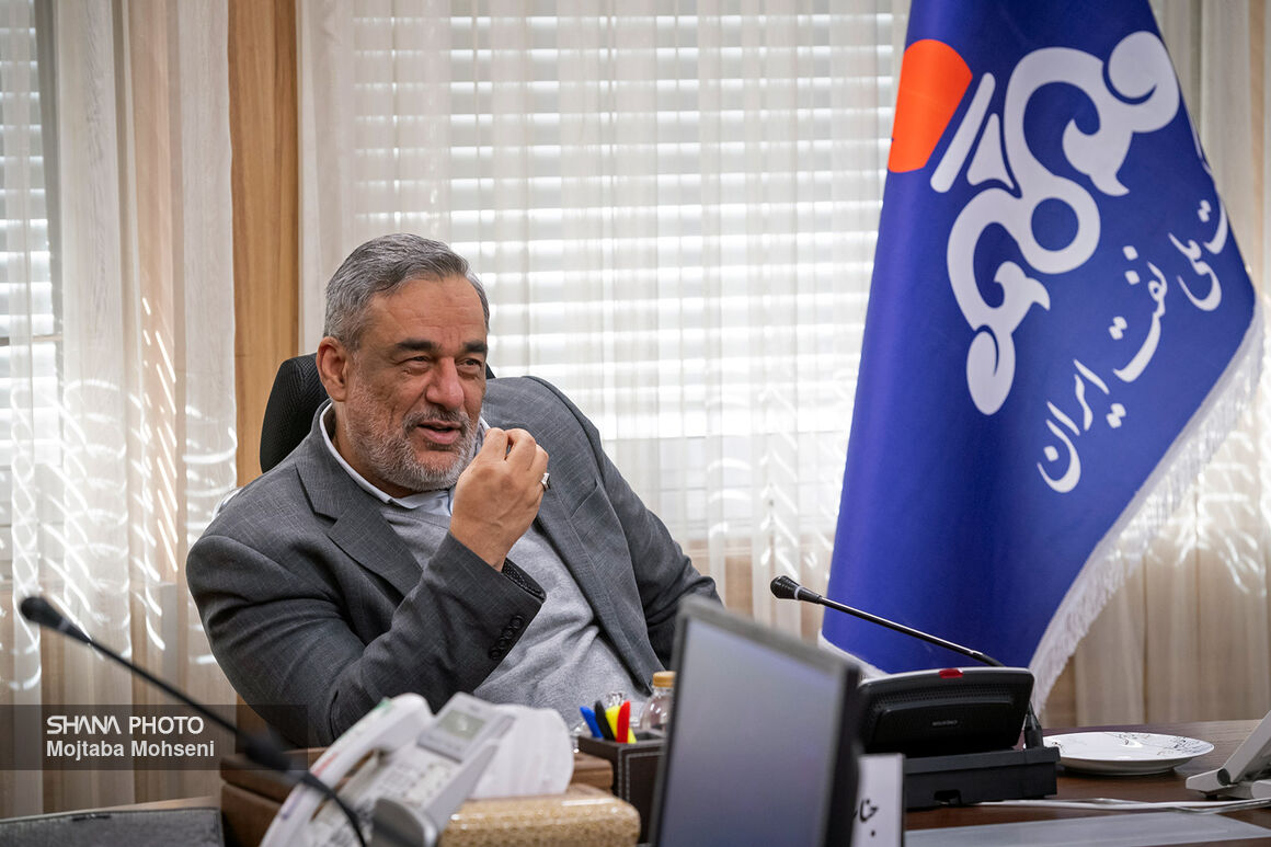 پروژه‌های مهم نفتی به شیوه‌های نوین اطلاع‌رسانی شود