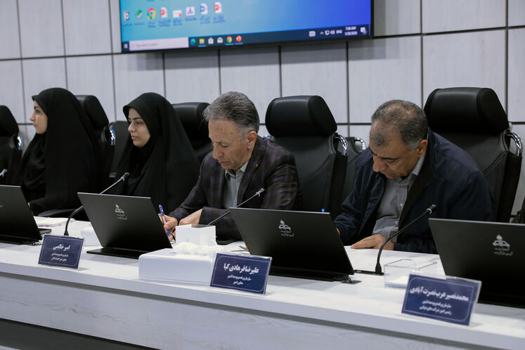 نشست بررسی پیشرفت جمع آوری گازهای مشعل شرکت ملی مناطق نفت‌خیز جنوب