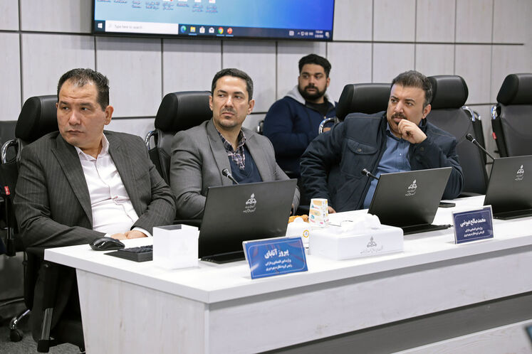 نشست بررسی پیشرفت جمع آوری گازهای مشعل شرکت ملی مناطق نفت‌خیز جنوب