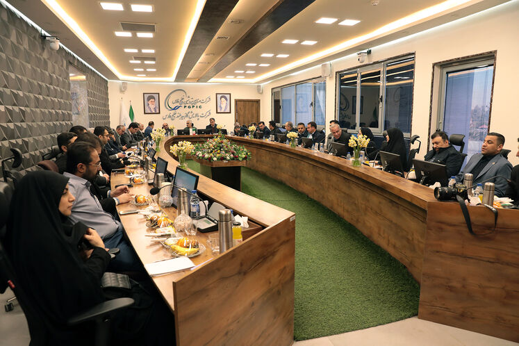 نشست بررسی پیشرفت جمع‌آوری گازهای مشعل در منطقه شرق کارون