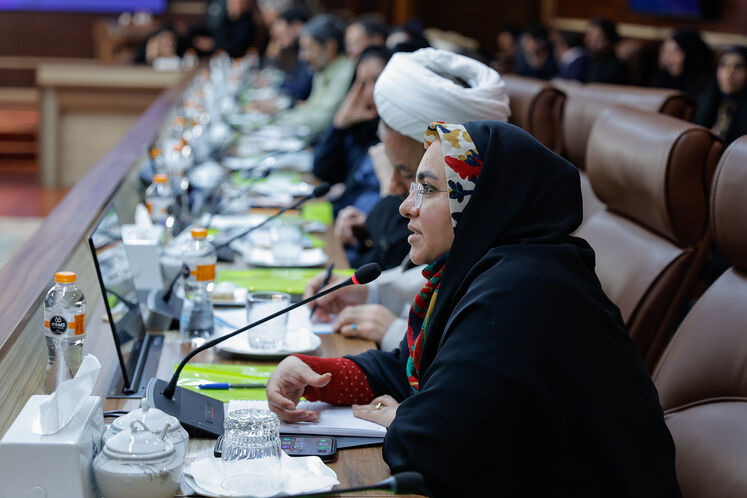 نشست تعاملی روابط عمومی وزارت نفت با خبرنگاران