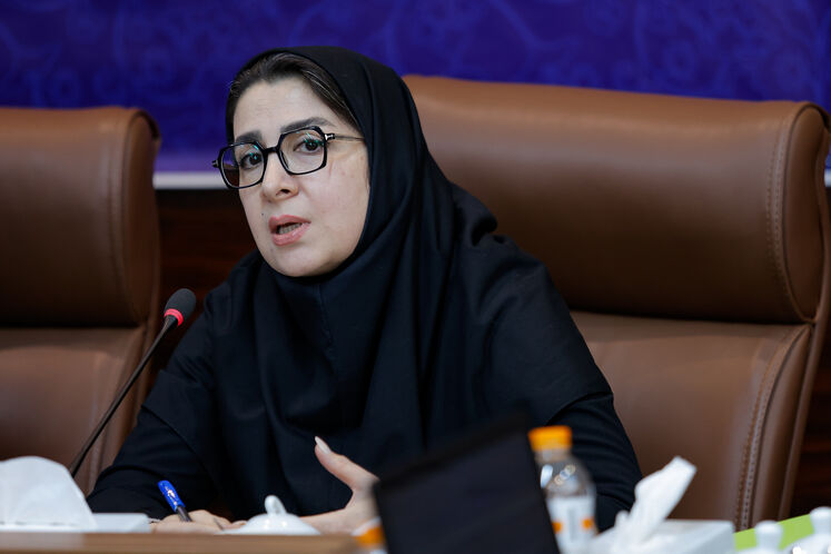 فاطمه کاهی، رئیس روابط عمومی شرکت ملی پالایش و پخش فرآورده‌های نفتی ایران