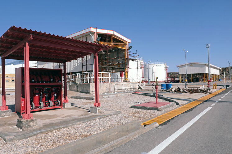 بازدید نمایندگان دستگاه‌های اجرایی از ایستگاه تقویت فشار رگ سفید ۱