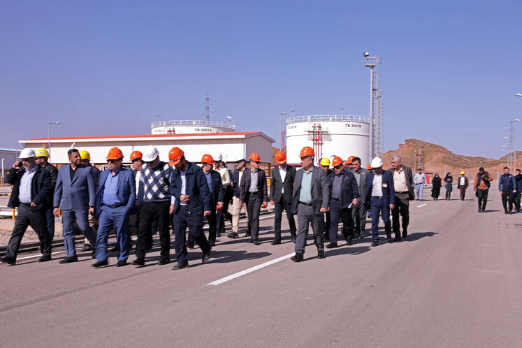 بازدید نمایندگان دستگاه‌های اجرایی از ایستگاه تقویت فشار رگ سفید ۱