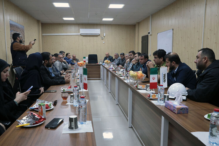 بازدید نمایندگان دستگاه‌های اجرایی از ایستگاه تقویت فشار رگ سفید ۱