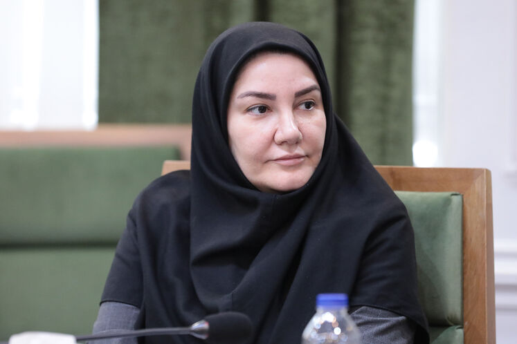 صدیقه خزائی، معاون توسعه مدیریت و سرمایه انسانی وزارت نفت