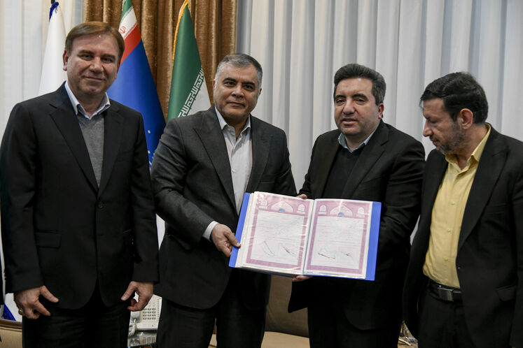 واگذاری اسناد اراضی پارس جنوبی به وزارت نفت