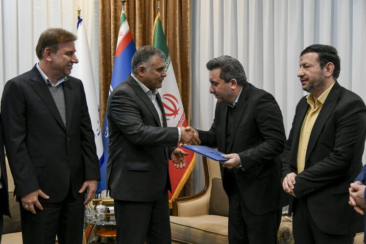 واگذاری اسناد اراضی پارس جنوبی به وزارت نفت