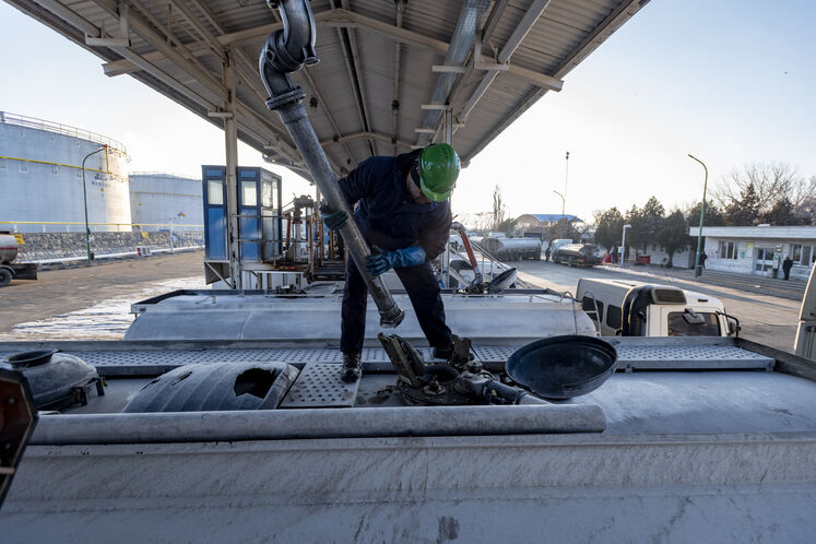 انبار نفت شهید تندگویان زنجان