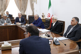 تصویب طرح‌های راهبردی صنعت نفت برای افزایش تولید در شورای اقتصاد