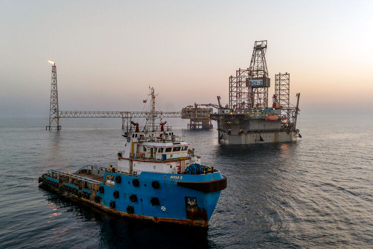 استقرار دکل حفاری DCI2 پترو ایران در فاز ۱۲ پارس جنوبی 