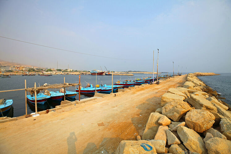 پروژه ساخت اسکله صادراتی میعانات گازی پالایشگاه فجر جم