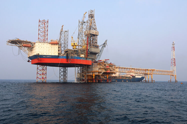 سکوی B طرح توسعه فاز ۱۱ میدان گازی پارس جنوبی