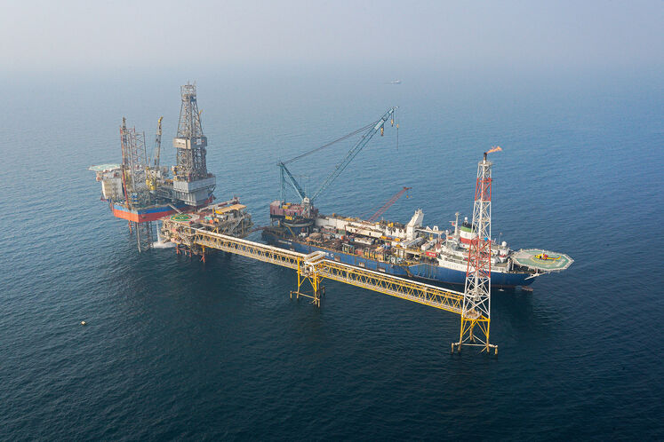 سکوی B طرح توسعه فاز ۱۱ میدان گازی پارس جنوبی