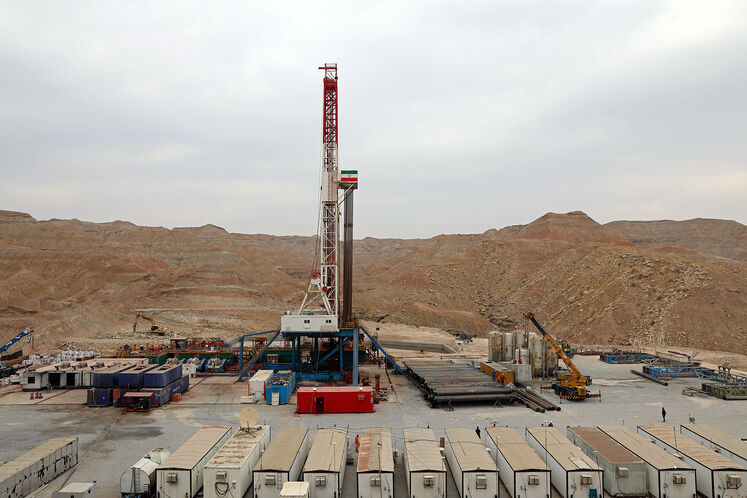 طرح توسعه میدان نفتی گلخاری