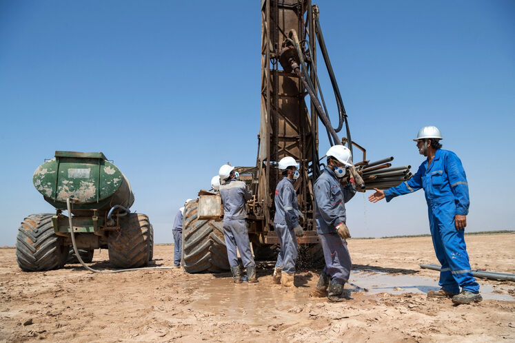 عملیات اکتشافی میدان نفتی سپهر