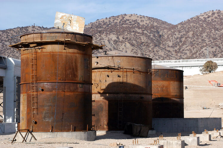 شروع عملیات ساخت پالایشگاه گاز ایلام ۱۳۸۴ 