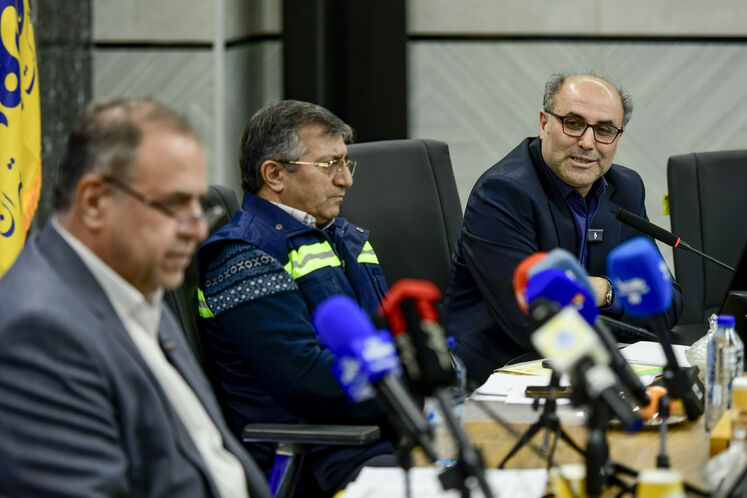 نشست مدیرعامل شرکت ملی گاز استان تهران با اصحاب رسانه