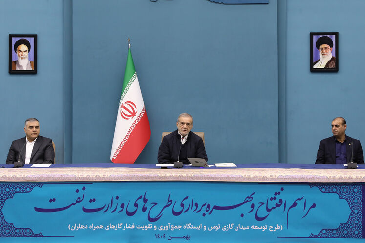 آیین بهره‌برداری از دو طرح بزرگ صنعت نفت و گاز کشور