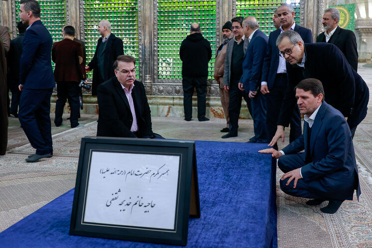 تجدید میثاق کارکنان نفت با آرمان‌های امام خمینی (ره)