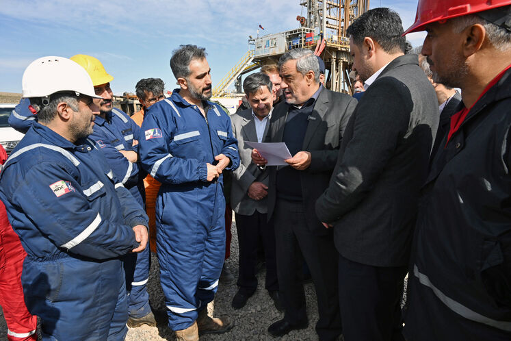 بازدید حمید بورد، مدیرعامل شرکت ملی نفت ایران از میدان گازی توس