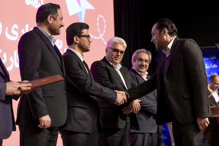 آیین بهره‌برداری رسمی از طرح صدور آنی کارت هوشمند سوخت