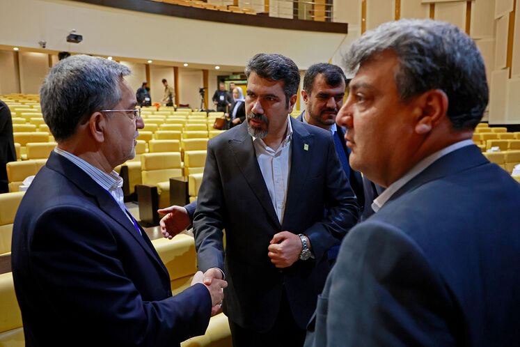 آغاز به کار نوزدهمین اجلاس کمیسیون مشترک همکاری‌های تجاری و اقتصادی جمهوری اسلامی ایران و فدراسیون روسیه