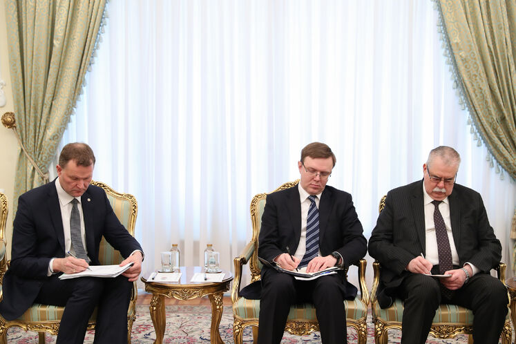 دیدار سرگئی تیسیلیوف، وزیر انرژی روسیه با  مسعود پزشکیان، رئیس‌جمهوری