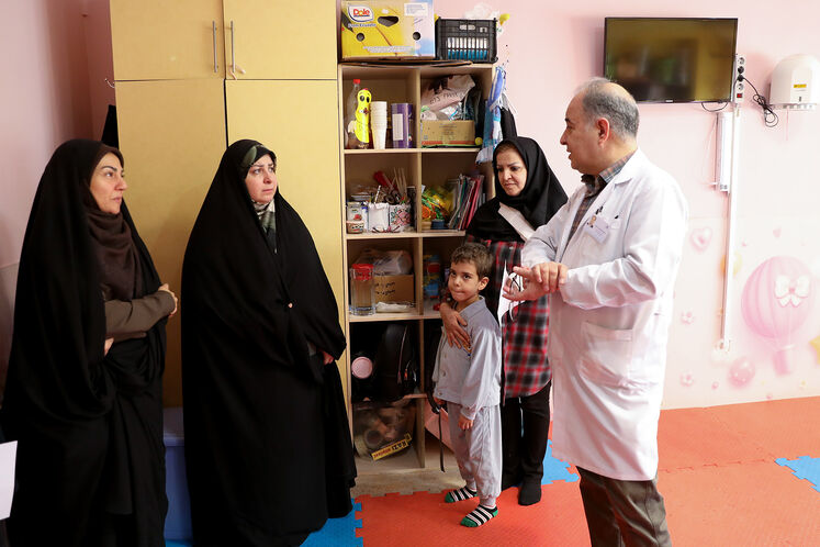 بازدید مشاور وزیر نفت در امور بانوان از مهدهای کودک صنعت نفت
