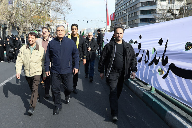 حضور وزیر نفت در اجتماع میثاق با رهبر منتخب