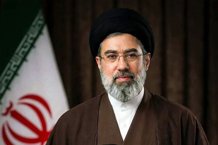 پیام رهبر معظم انقلاب اسلامی به مناسبت تشییع و تدفین آقای شهید ایران