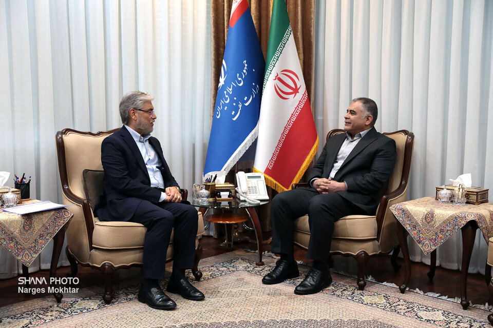 دیدار و گفت‌وگوی وزیران نفت و علوم