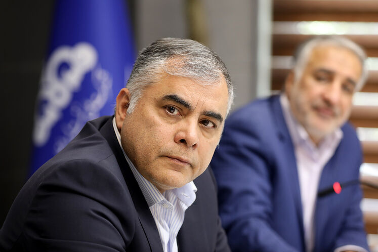 محسن پاک‌نژاد، وزیر نفت