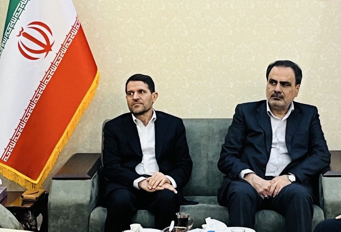 Petrochemical officials meet in Ahvaz to discuss feedstock stability