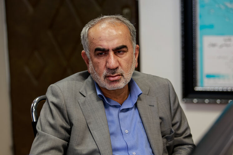 نشست مشترک کمیسیون اقتصادی مجلس با مدیرعامل شرکت ملی نفت ایران
