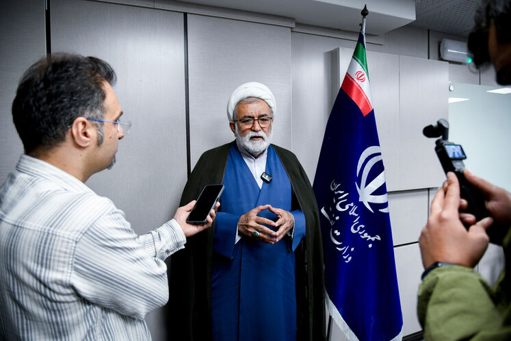 مجلس پیگیر حل مشکلات کارکنان صنعت نفت است