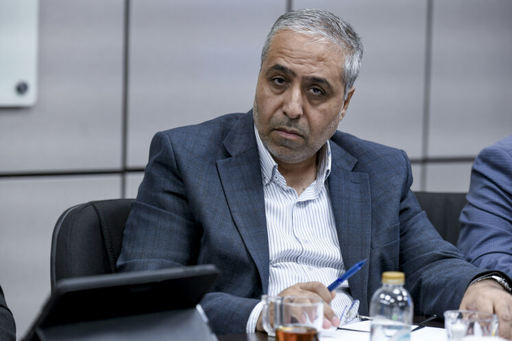 احمد زراعت‌کار، معاون برنامه‌ریزی وزارت نفت